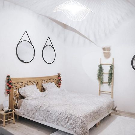Appartement 2 Pieces Jacuzzi Brioude Ngoại thất bức ảnh